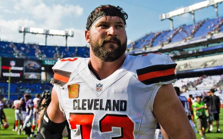 Former NFL Star Joe Thomas Net Worth - The Complete Breakdown
